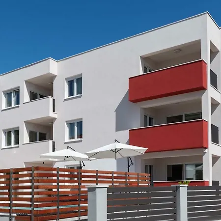 House Ivan John Apartment