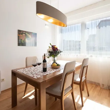 House Ivan John Apartment