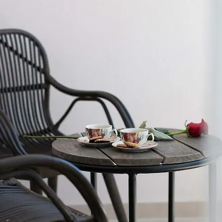 House Ivan John *