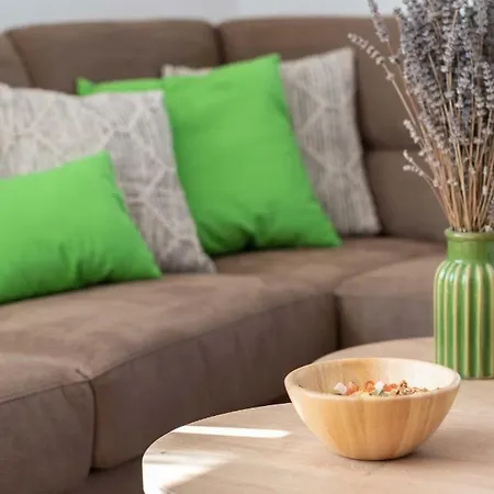 House Ivan John Apartamento *