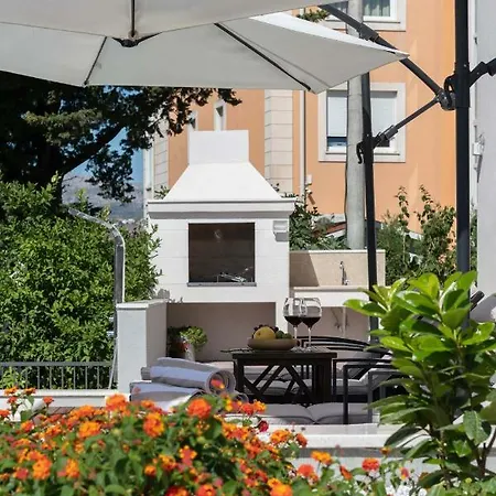 Appartement House Ivan John Podstrana