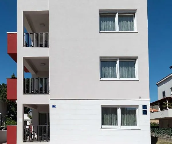 House Ivan John Apartment Podstrana