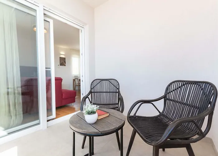 House Ivan John Apartment